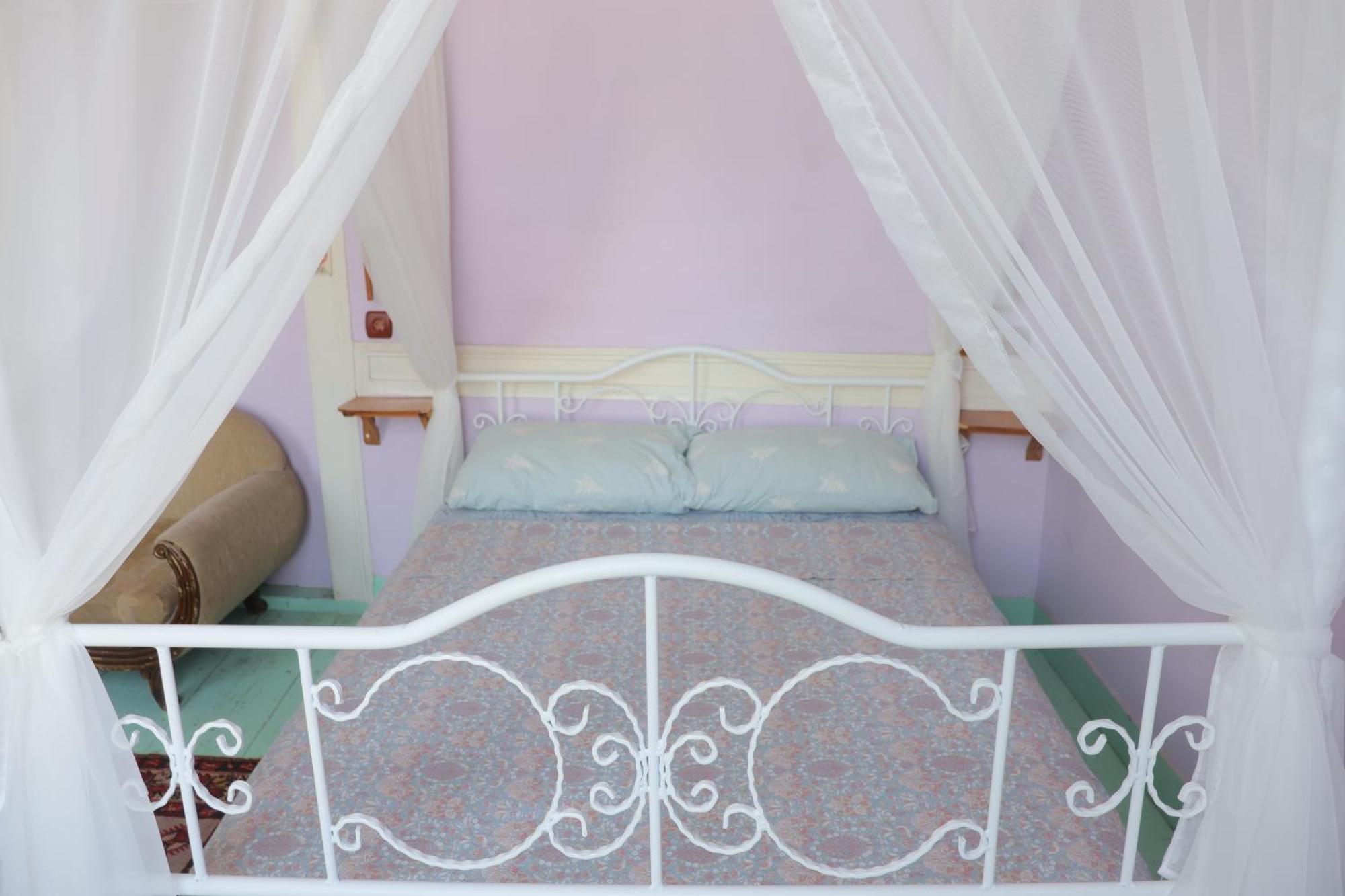 Lotus Garden Hostel İzmir Exterior foto