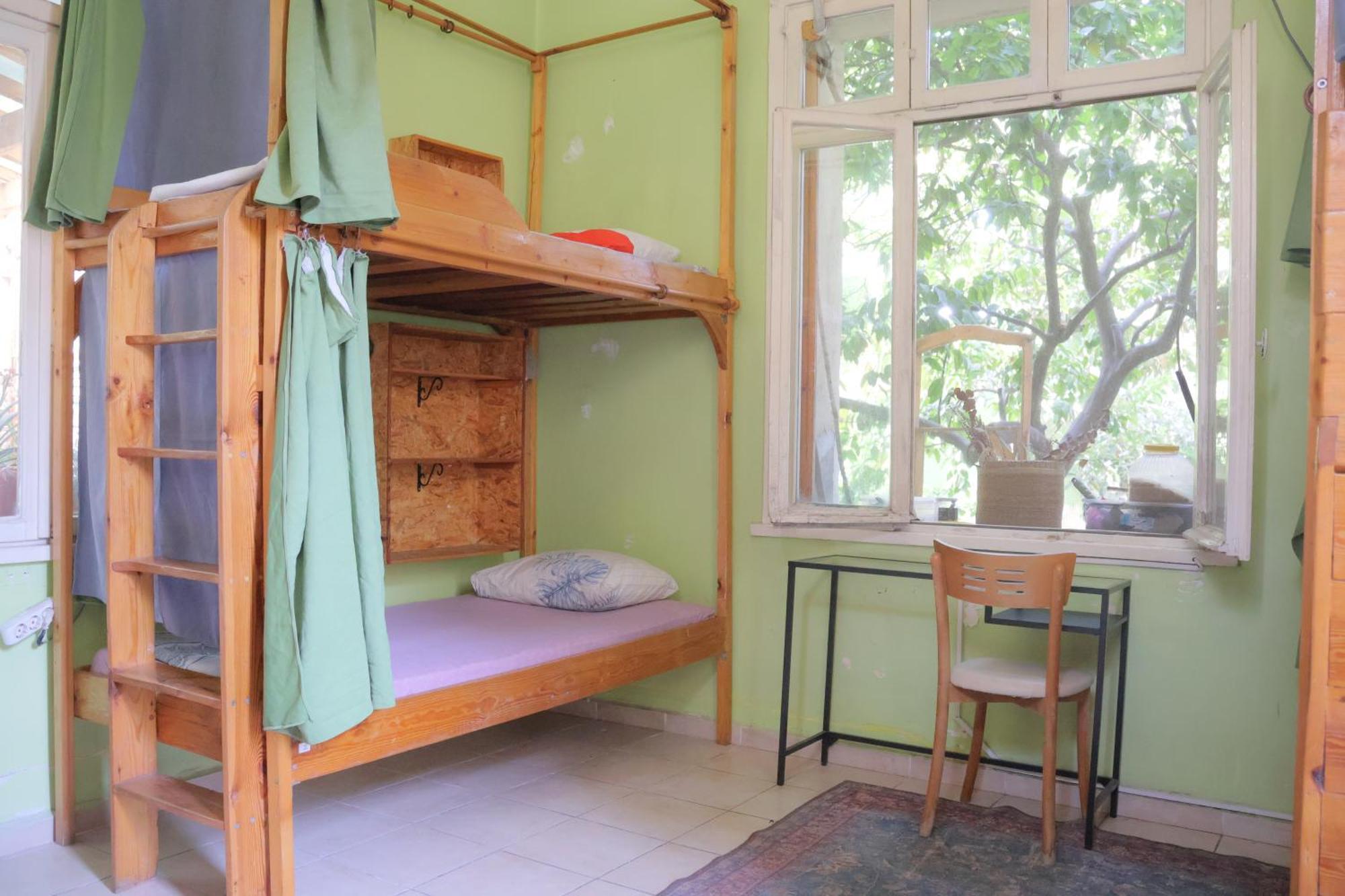 Lotus Garden Hostel İzmir Exterior foto
