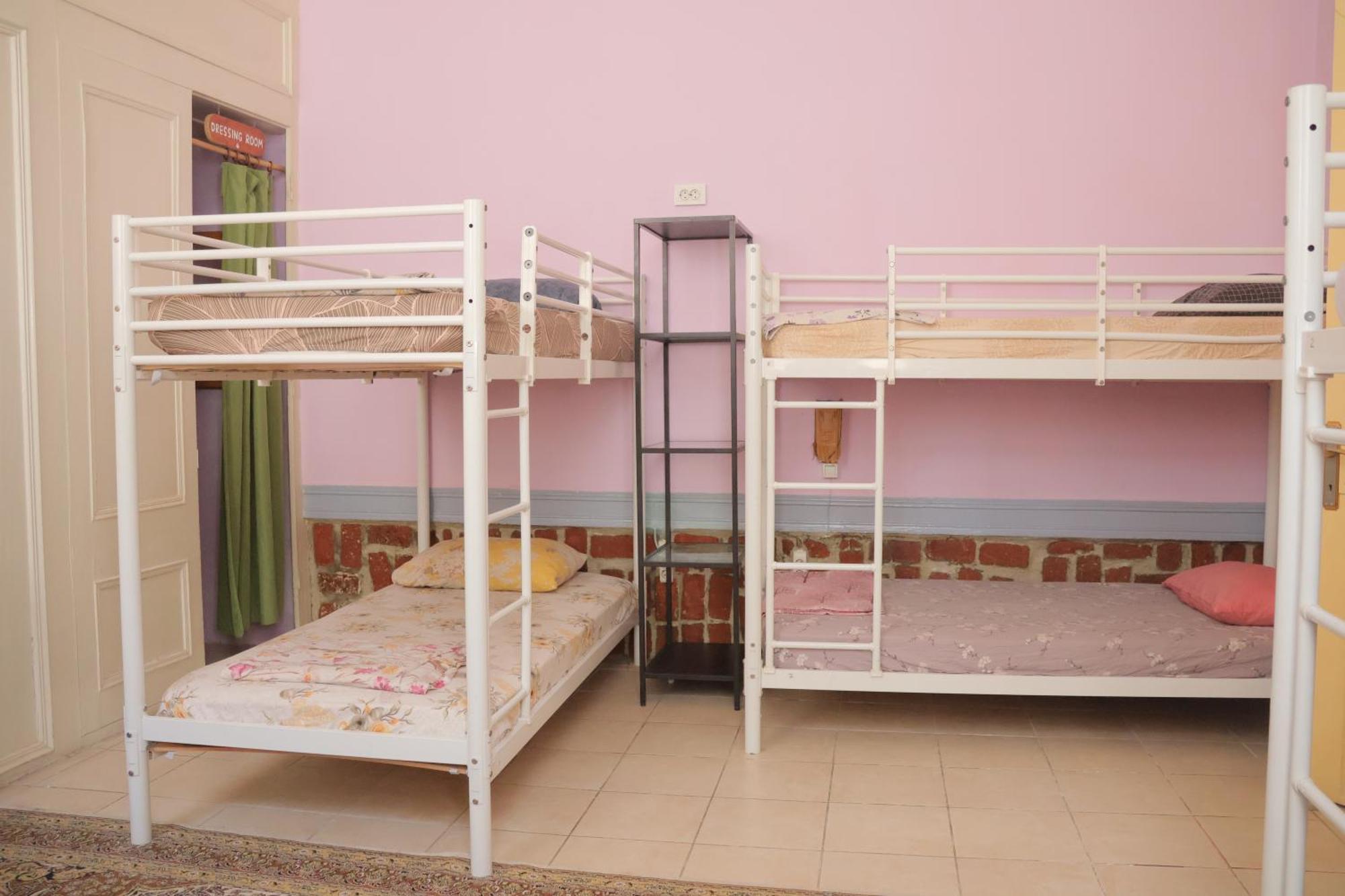 Lotus Garden Hostel İzmir Exterior foto